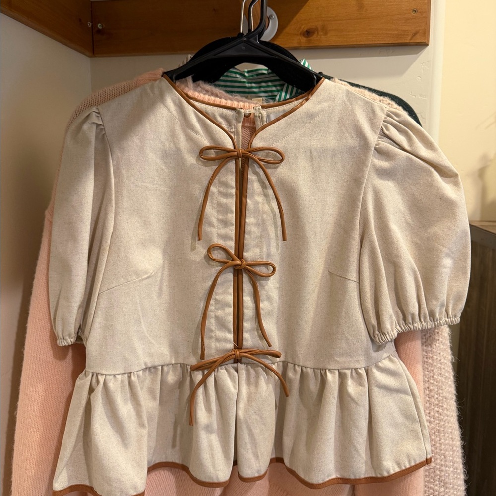 Ebluxe Cream Top with Brown Details